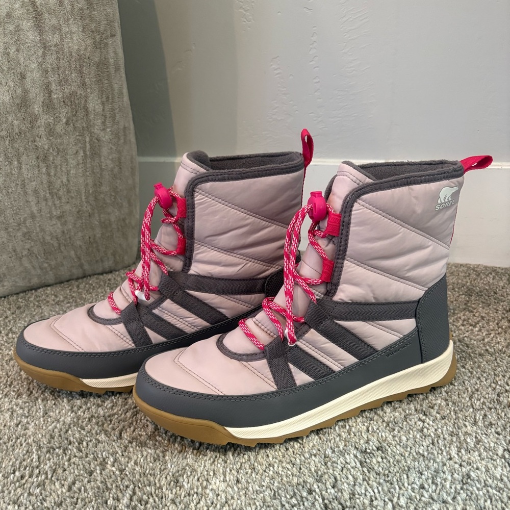 Sorel “Whitney II” Short Boots!